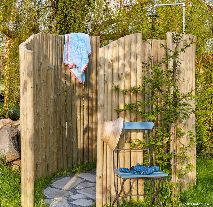 Créer une douche d'extérieur | Détente jardin