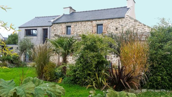 Un jardin breton au look exotique