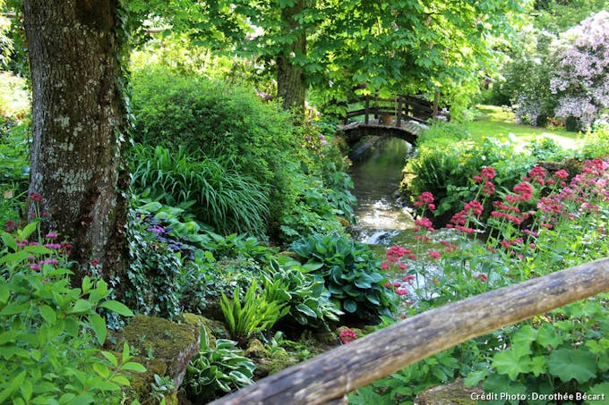 Jardin de mon Moulin, sur les bords du ruisseau Clairefontaine